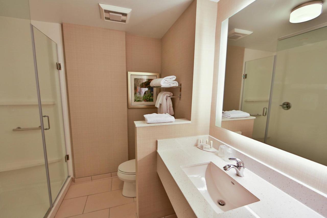 | Fairfield Inn & Suites by Marriott Savannah Midtown