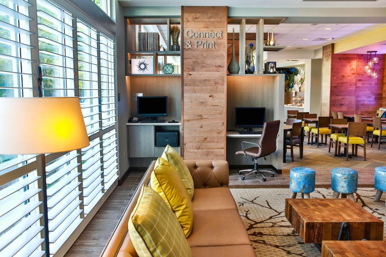 | Fairfield Inn & Suites by Marriott Savannah Midtown