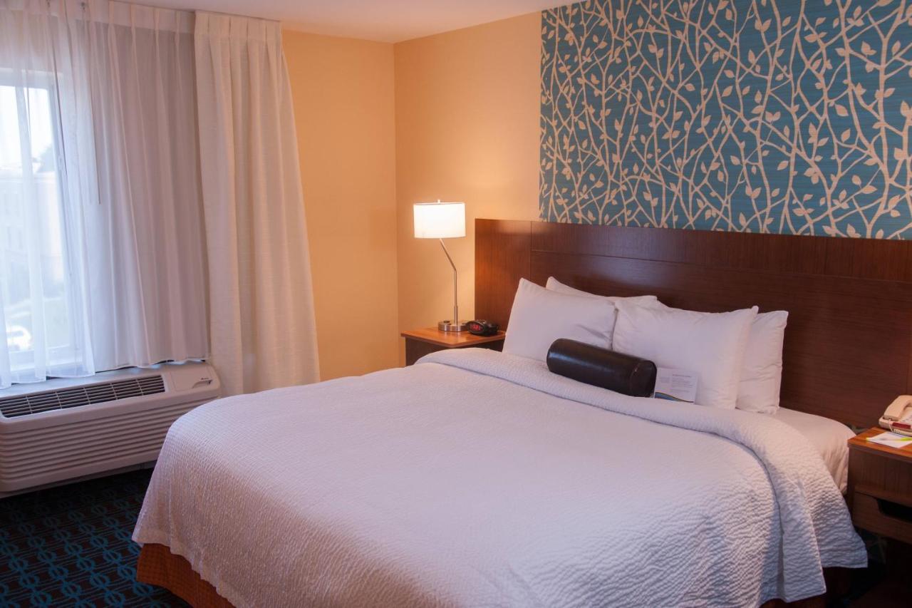 | Fairfield Inn & Suites by Marriott Montgomery Airport
