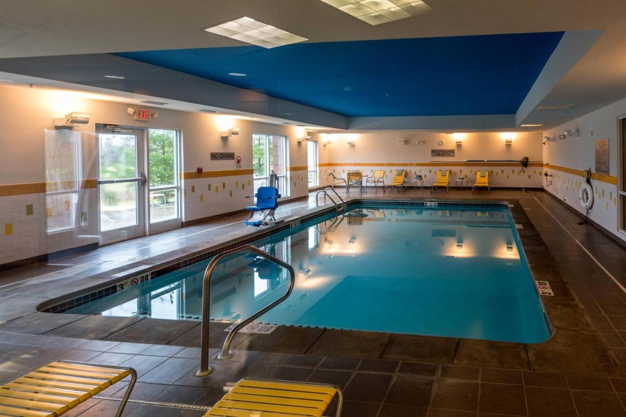 | Fairfield Inn & Suites by Marriott Montgomery Airport