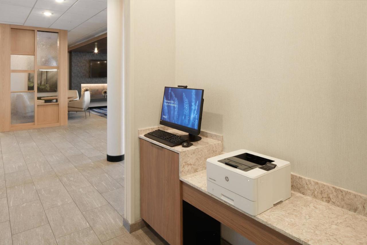 | Fairfield Inn & Suites Louisville New Albany IN
