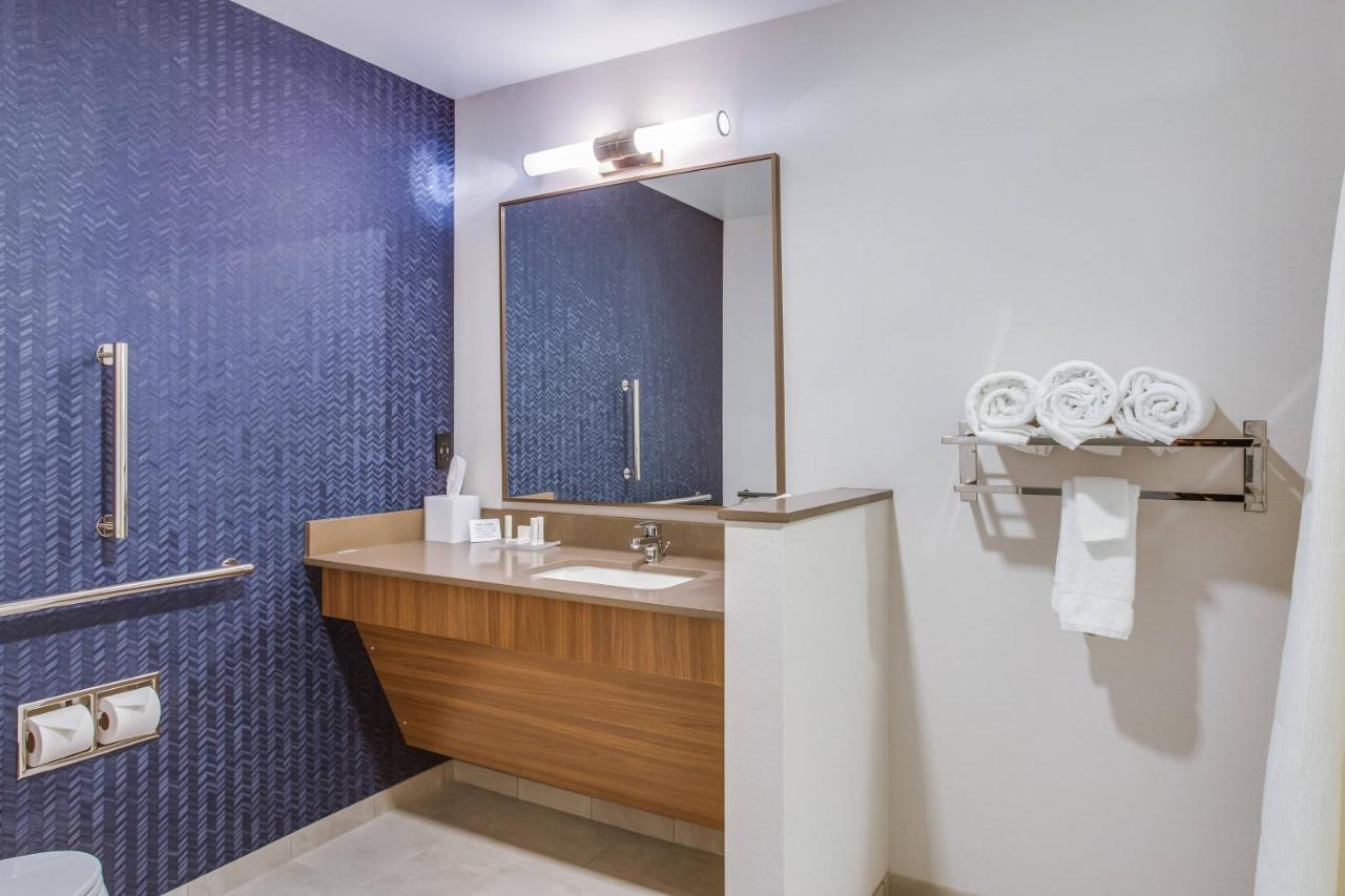  | Fairfield Inn & Suites Rolla