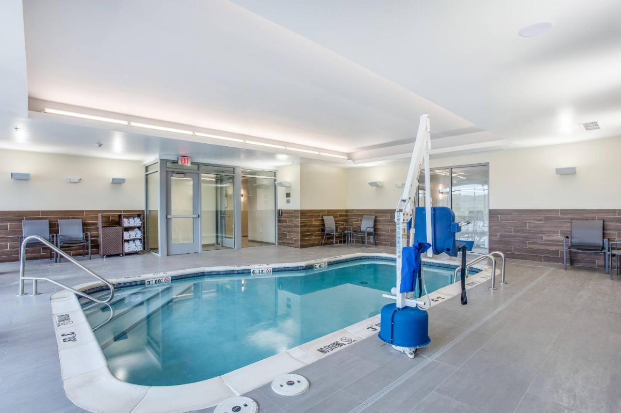  | Fairfield Inn & Suites Rolla