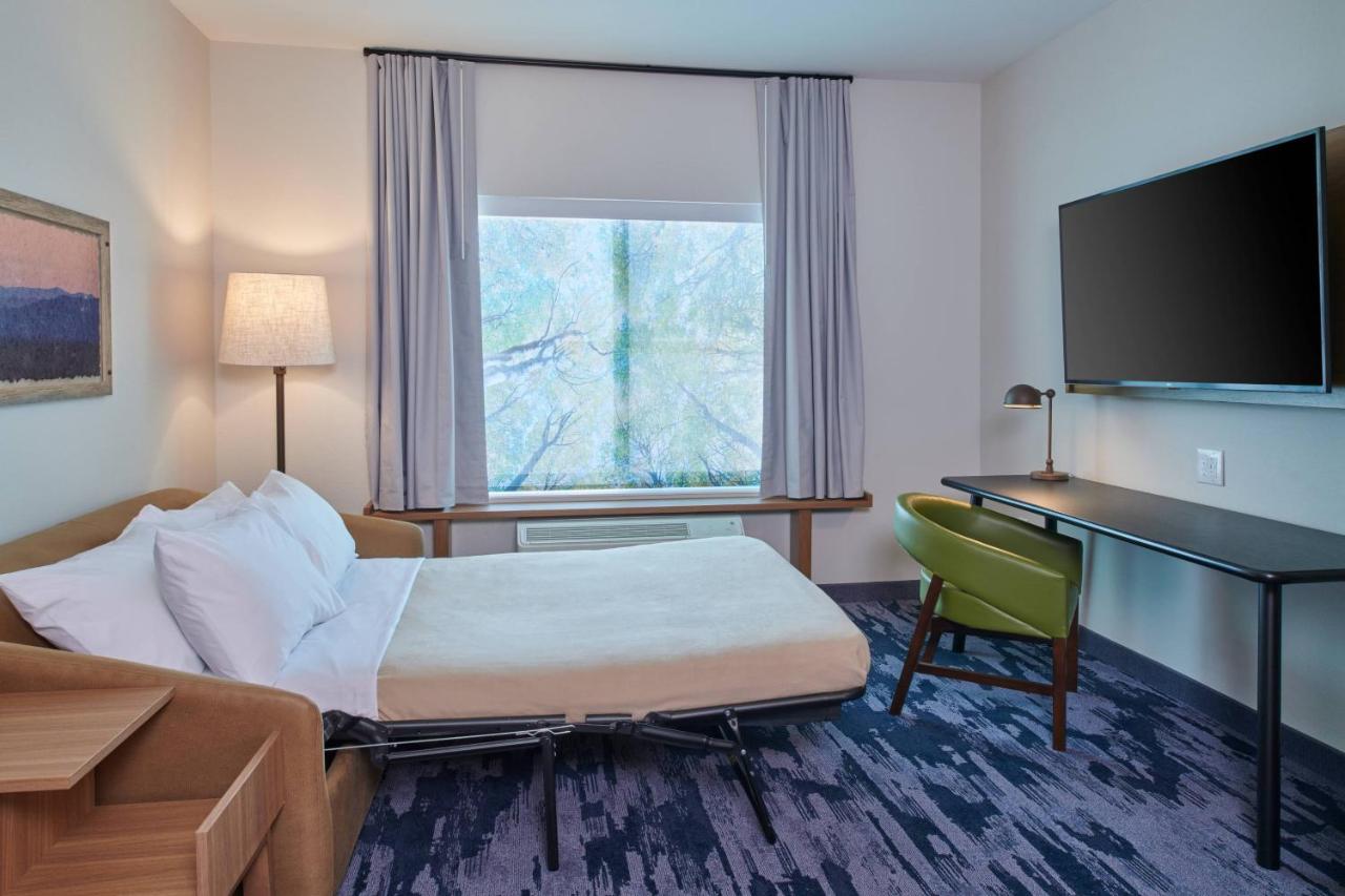 Suite, 1 King, Sofa bed at Fairfield Inn & Suites by Marriott Louisville Jeffersonville