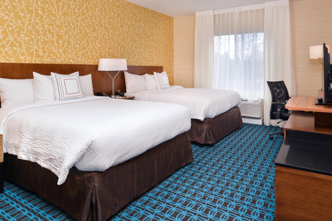| Fairfield Inn & Suites by Marriott Eugene East/Springfield