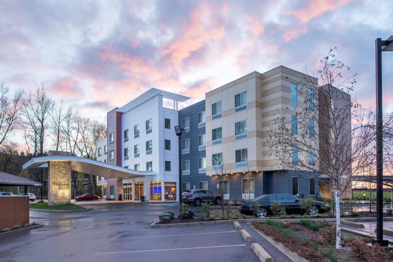 | Fairfield Inn & Suites by Marriott Eugene East/Springfield