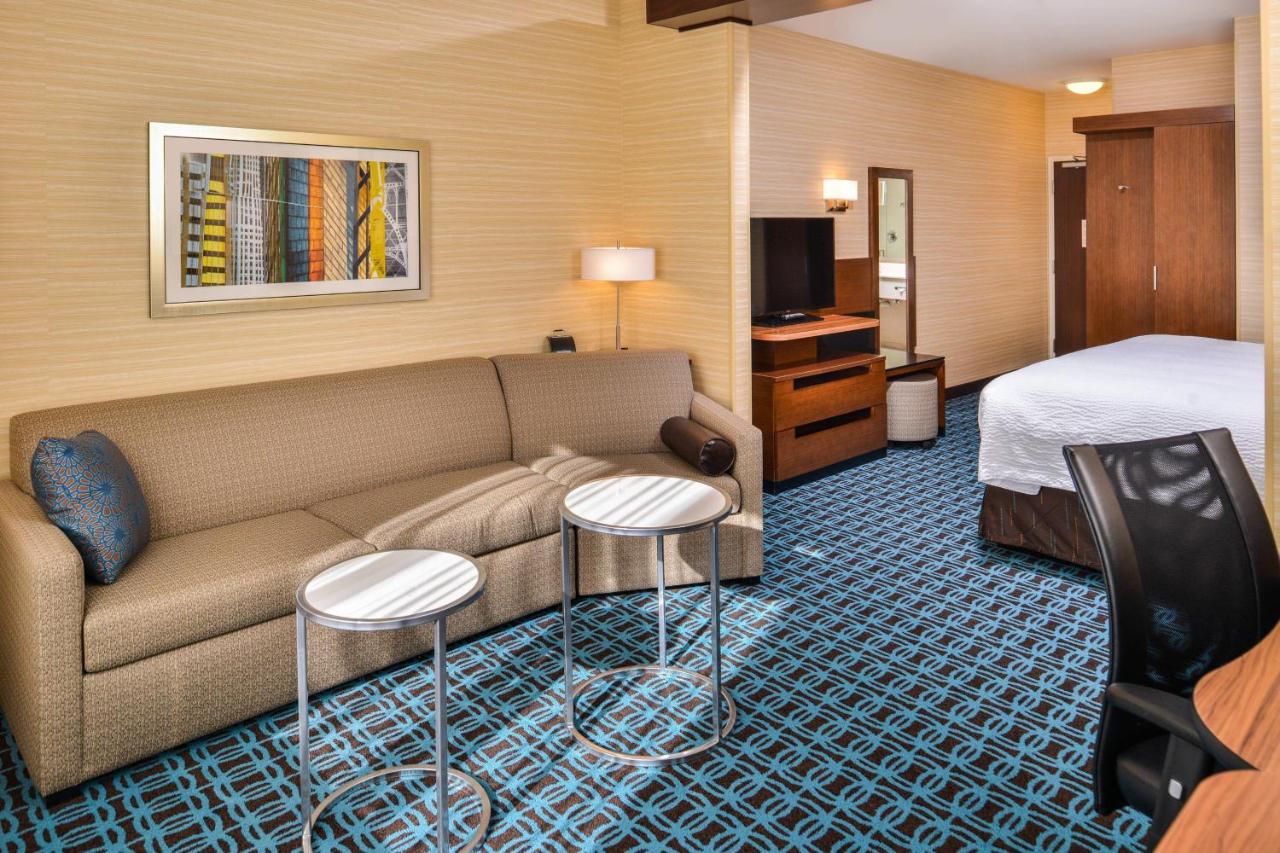 | Fairfield Inn & Suites by Marriott Eugene East/Springfield