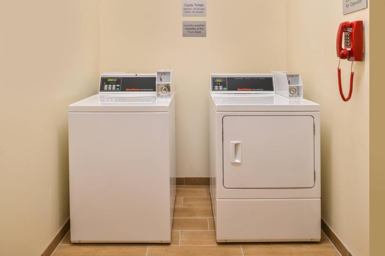 | Fairfield Inn & Suites by Marriott Eugene East/Springfield