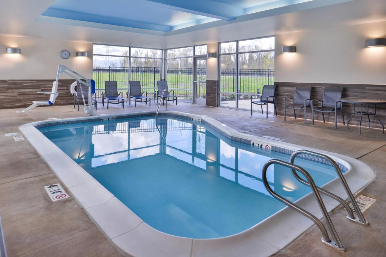 | Fairfield Inn & Suites by Marriott Eugene East/Springfield