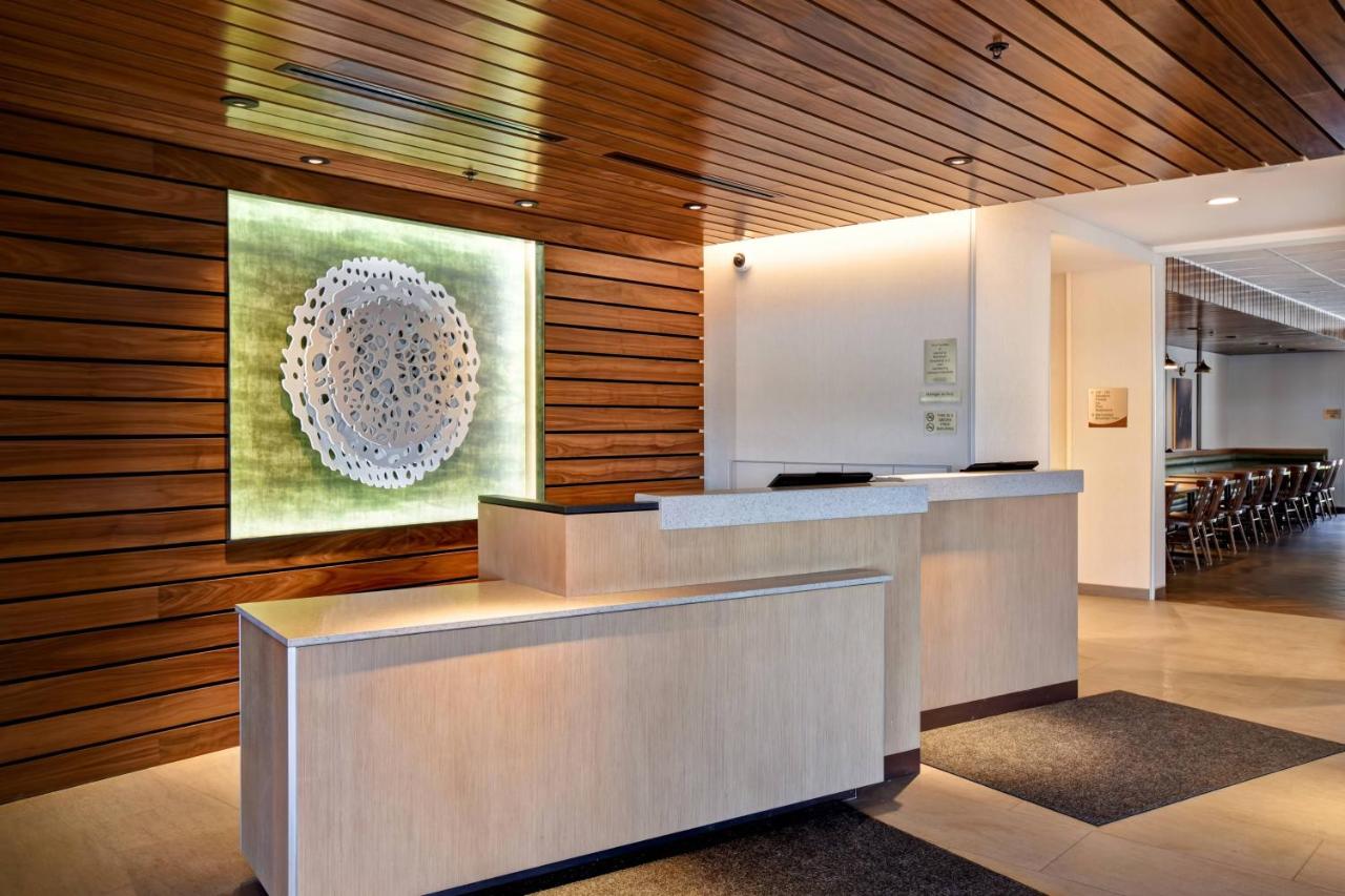 | Fairfield Inn & Suites by Marriott Plymouth