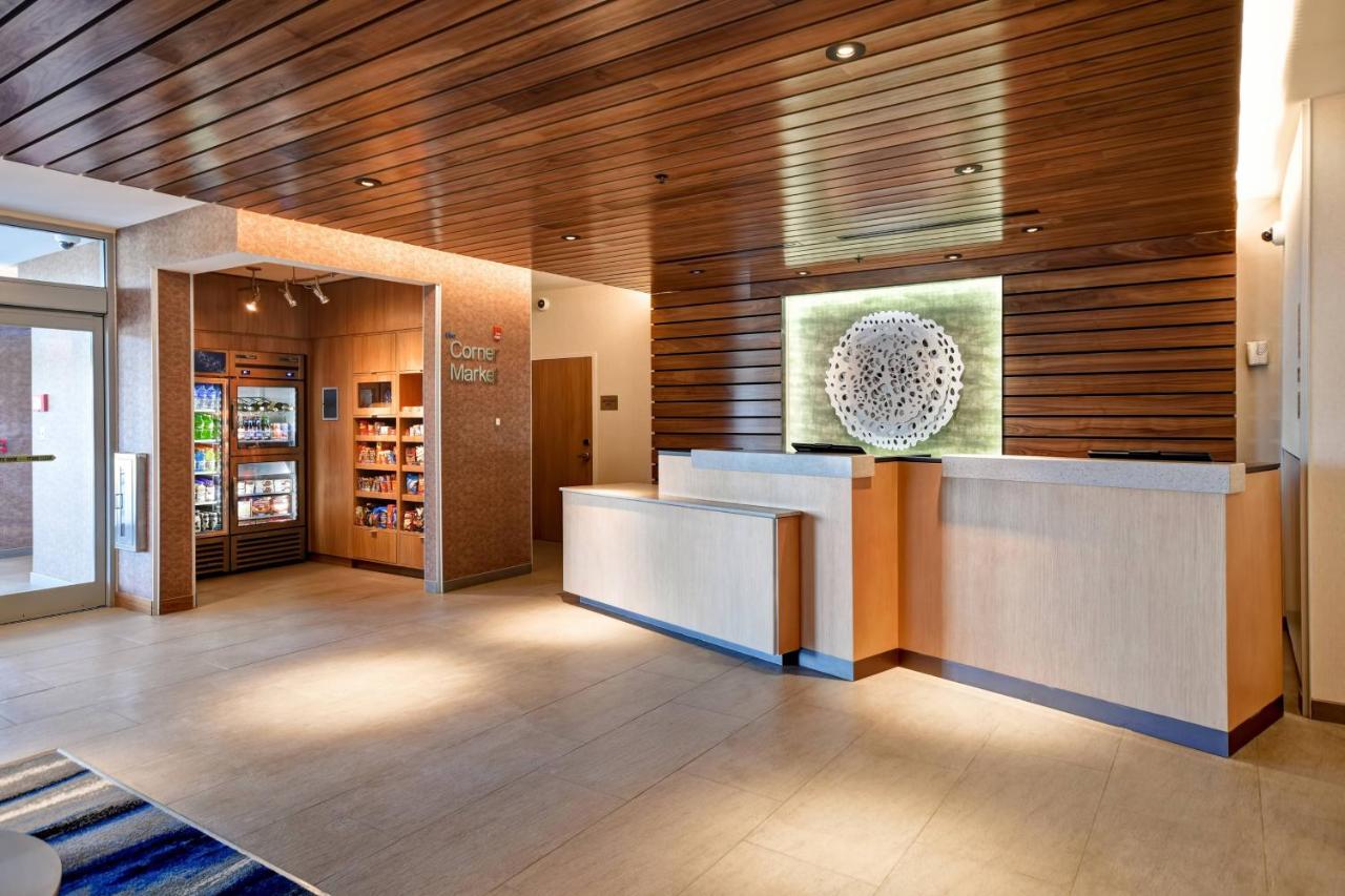 | Fairfield Inn & Suites by Marriott Plymouth