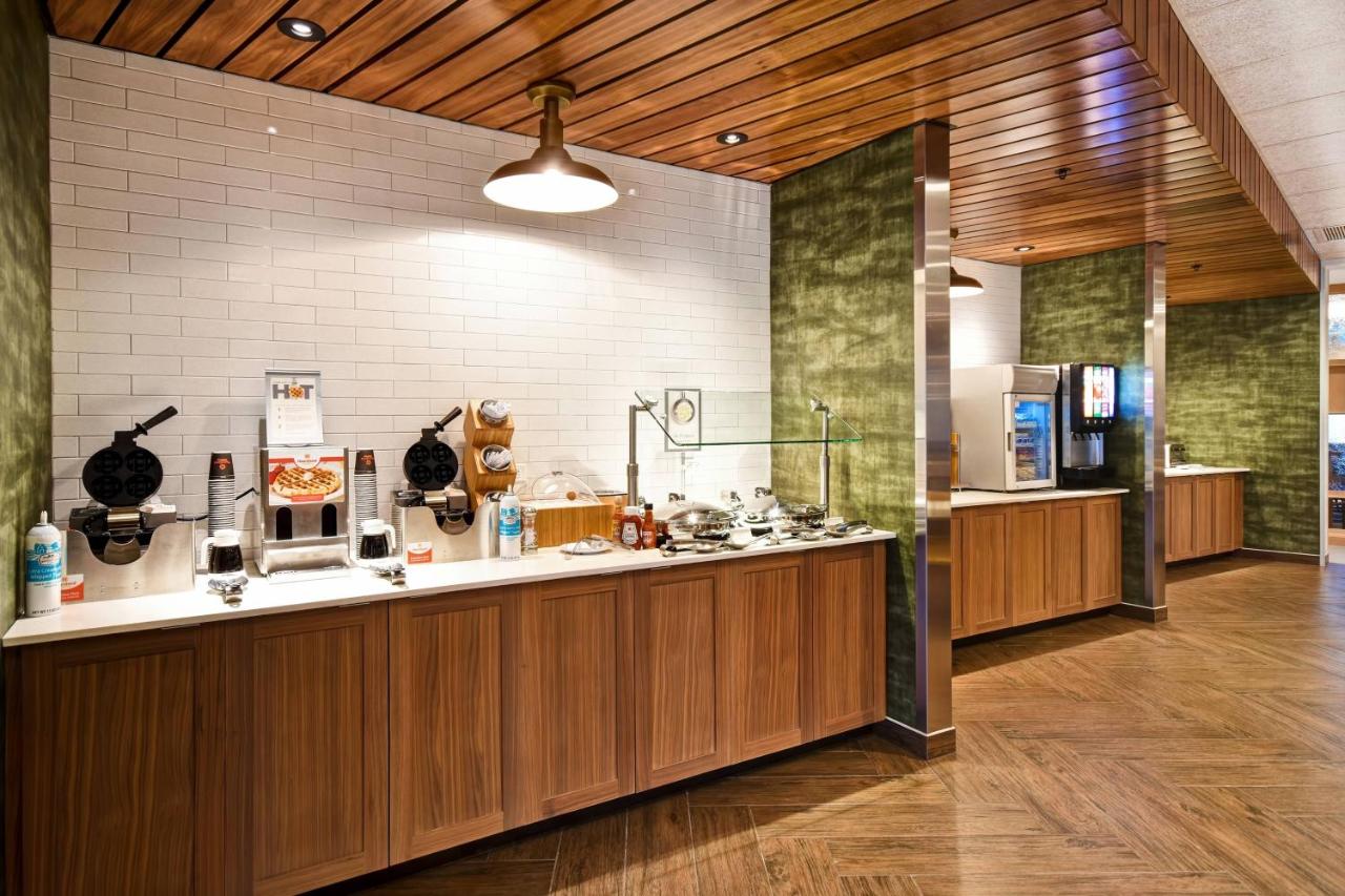 | Fairfield Inn & Suites by Marriott Plymouth
