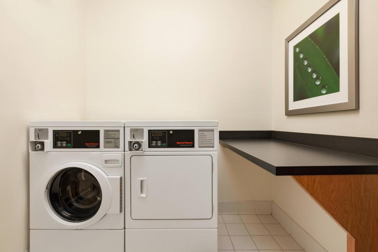 | Fairfield Inn & Suites Omaha East/Council Bluffs, IA