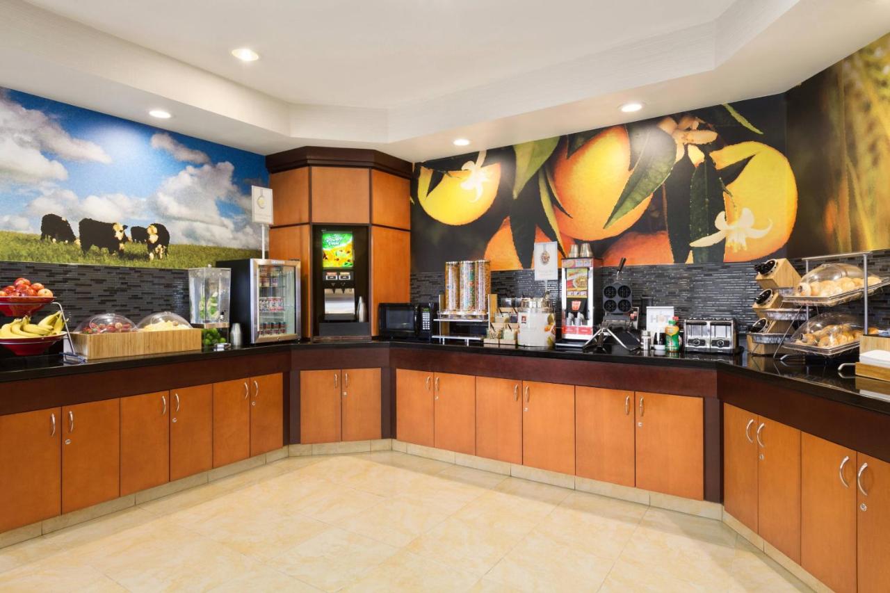| Fairfield Inn & Suites Omaha East/Council Bluffs, IA