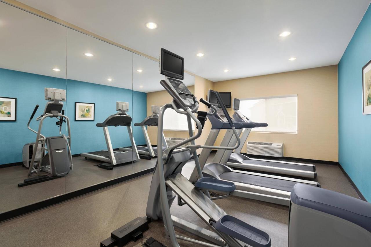 | Fairfield Inn & Suites Omaha East/Council Bluffs, IA