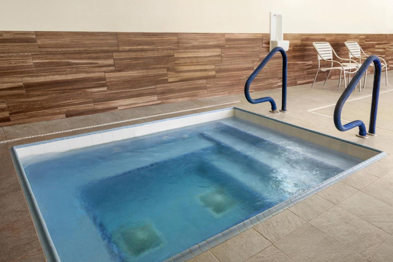 | Fairfield Inn & Suites Omaha East/Council Bluffs, IA