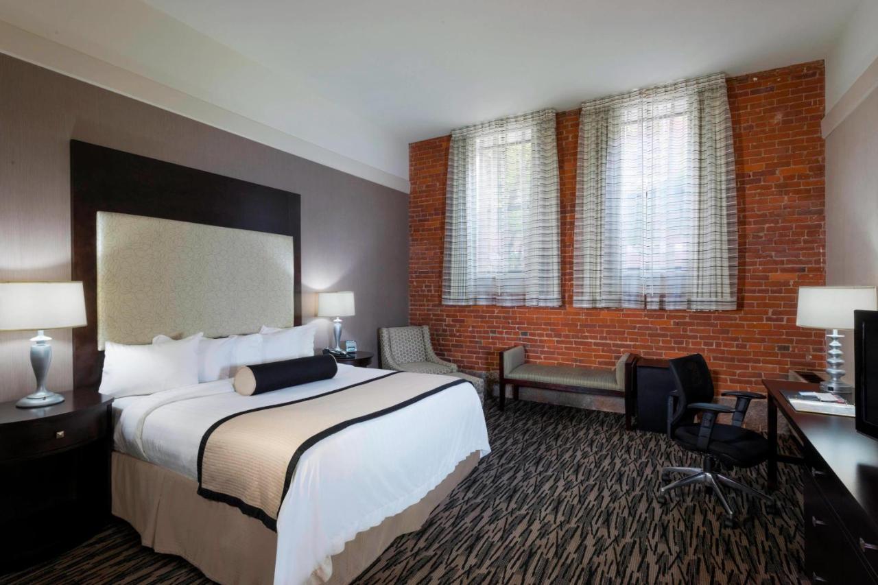 King Room at Fairfield Inn & Suites by Marriott Keene Downtown