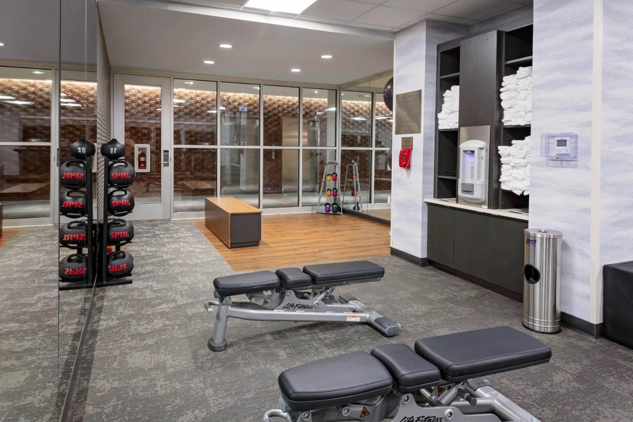 | Fairfield by Marriott Port Clinton Waterfront