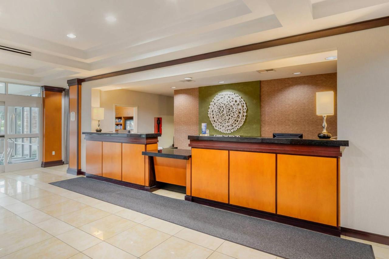 | Fairfield Inn & Suites by Marriott Houston Conroe