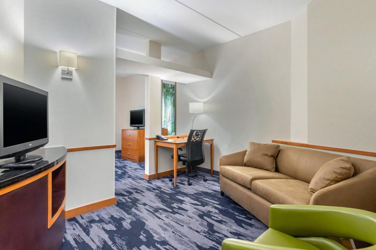  | Fairfield Inn & Suites by Marriott Houston Conroe