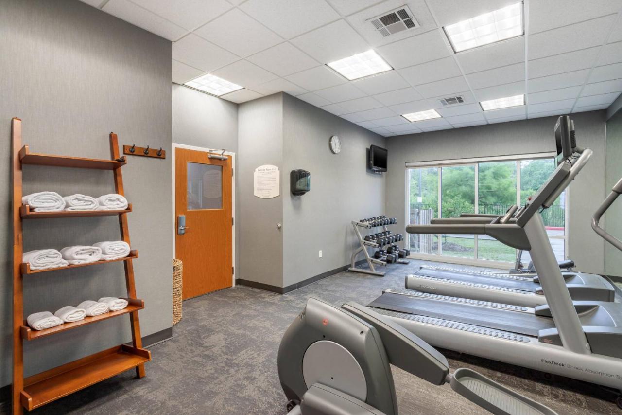 | Fairfield Inn & Suites by Marriott Houston Conroe