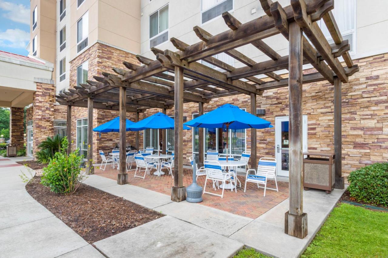 | Fairfield Inn & Suites by Marriott Houston Conroe