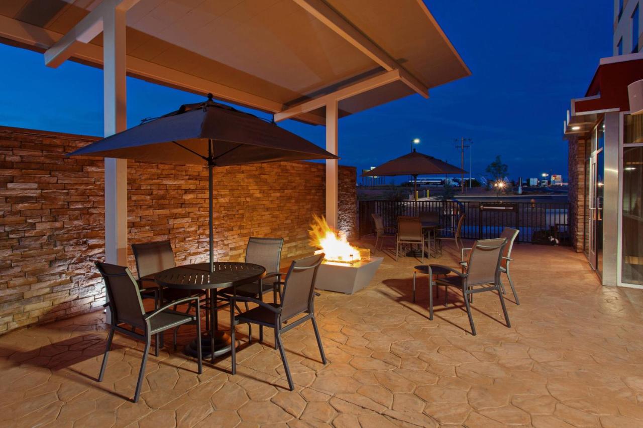 | Fairfield Inn & Suites by Marriott Tucumcari