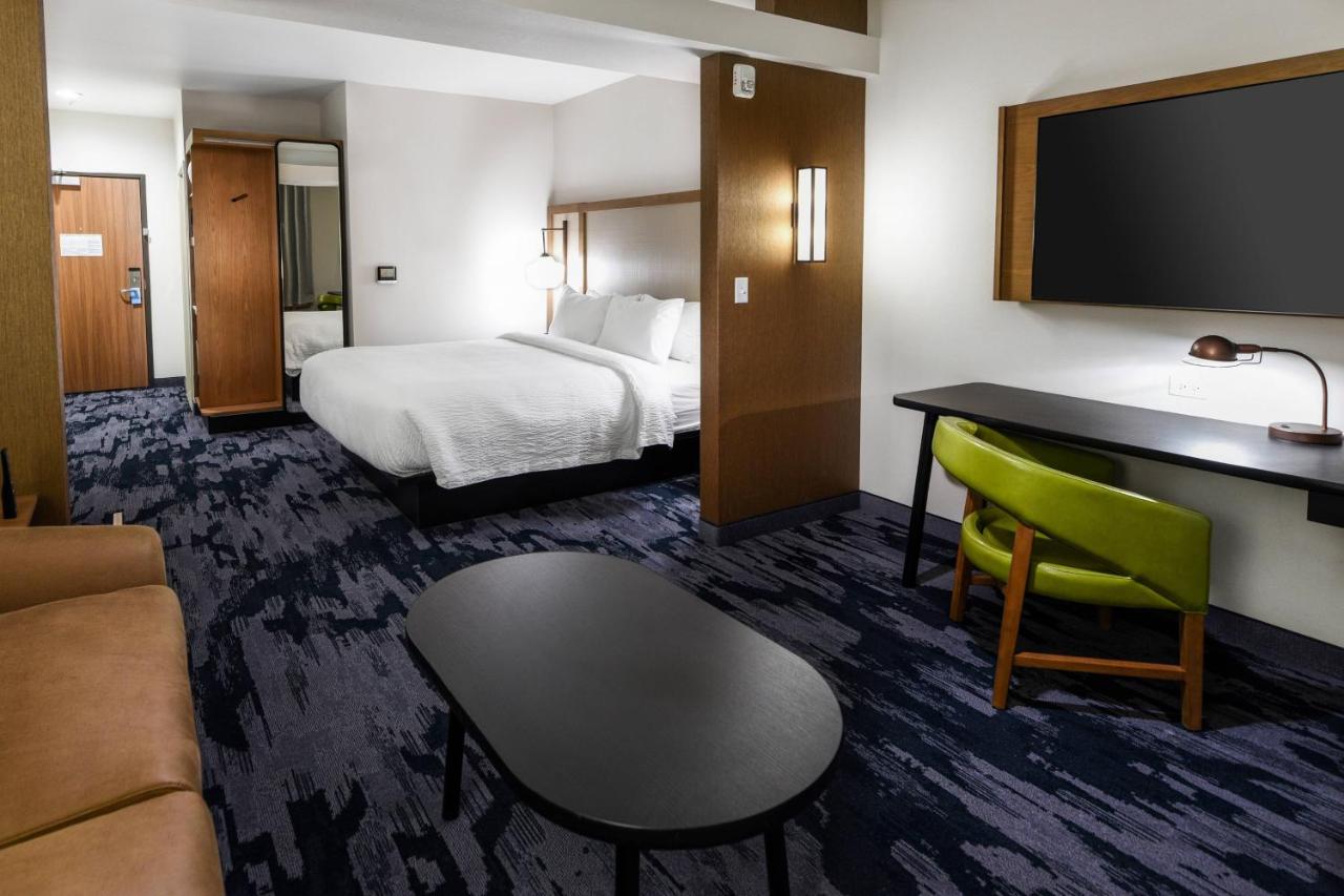 | Fairfield Inn & Suites by Marriott Ontario Rancho Cucamonga