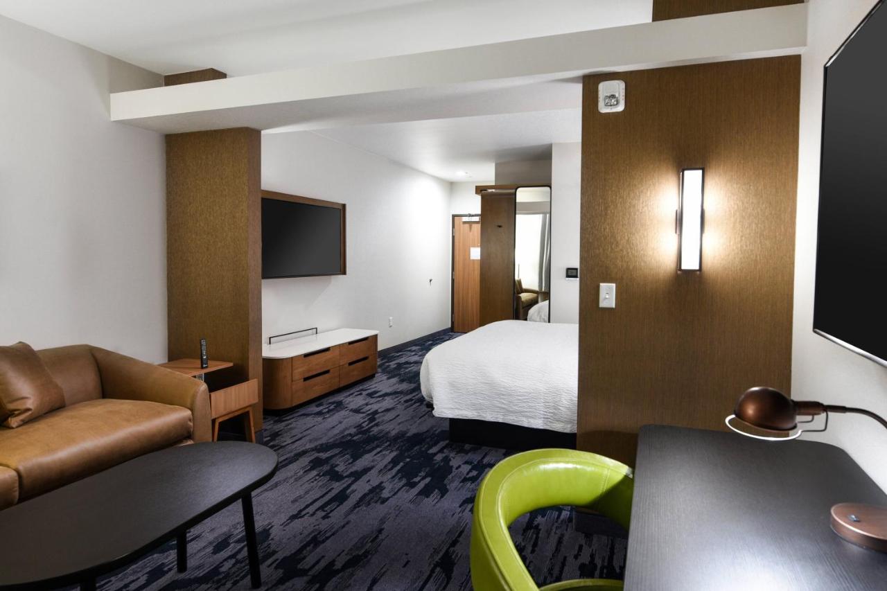 | Fairfield Inn & Suites by Marriott Ontario Rancho Cucamonga