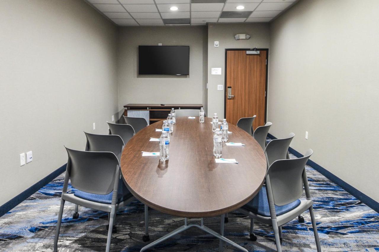 | Fairfield Inn & Suites by Marriott Ontario Rancho Cucamonga