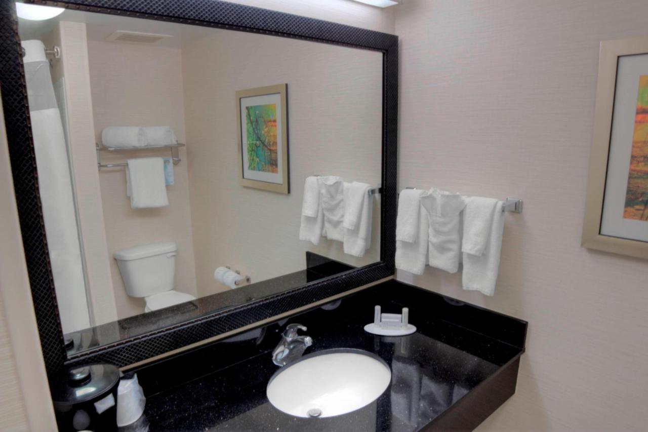 | Fairfield Inn & Suites by Marriott Mobile Daphne/ E Shore