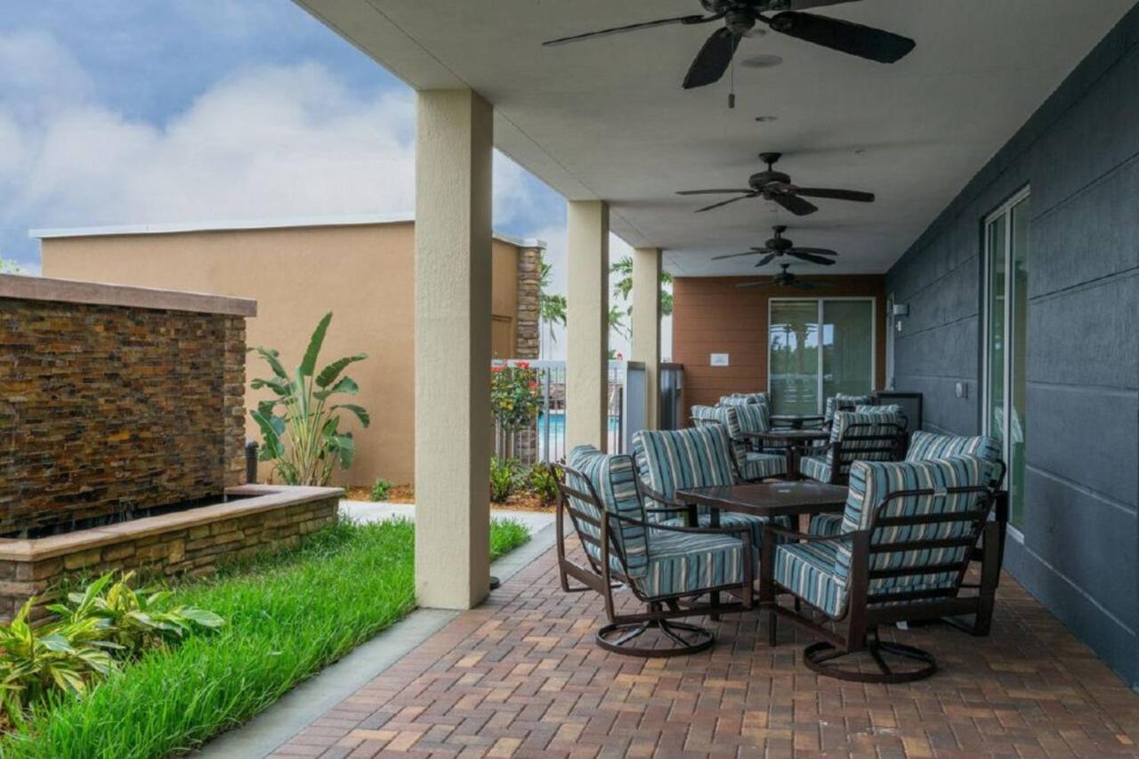 | Fairfield Inn & Suites Fort Lauderdale Pembroke Pines