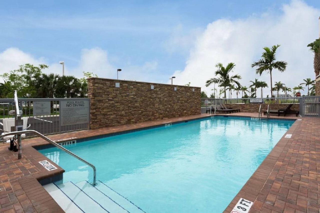  | Fairfield Inn & Suites Fort Lauderdale Pembroke Pines