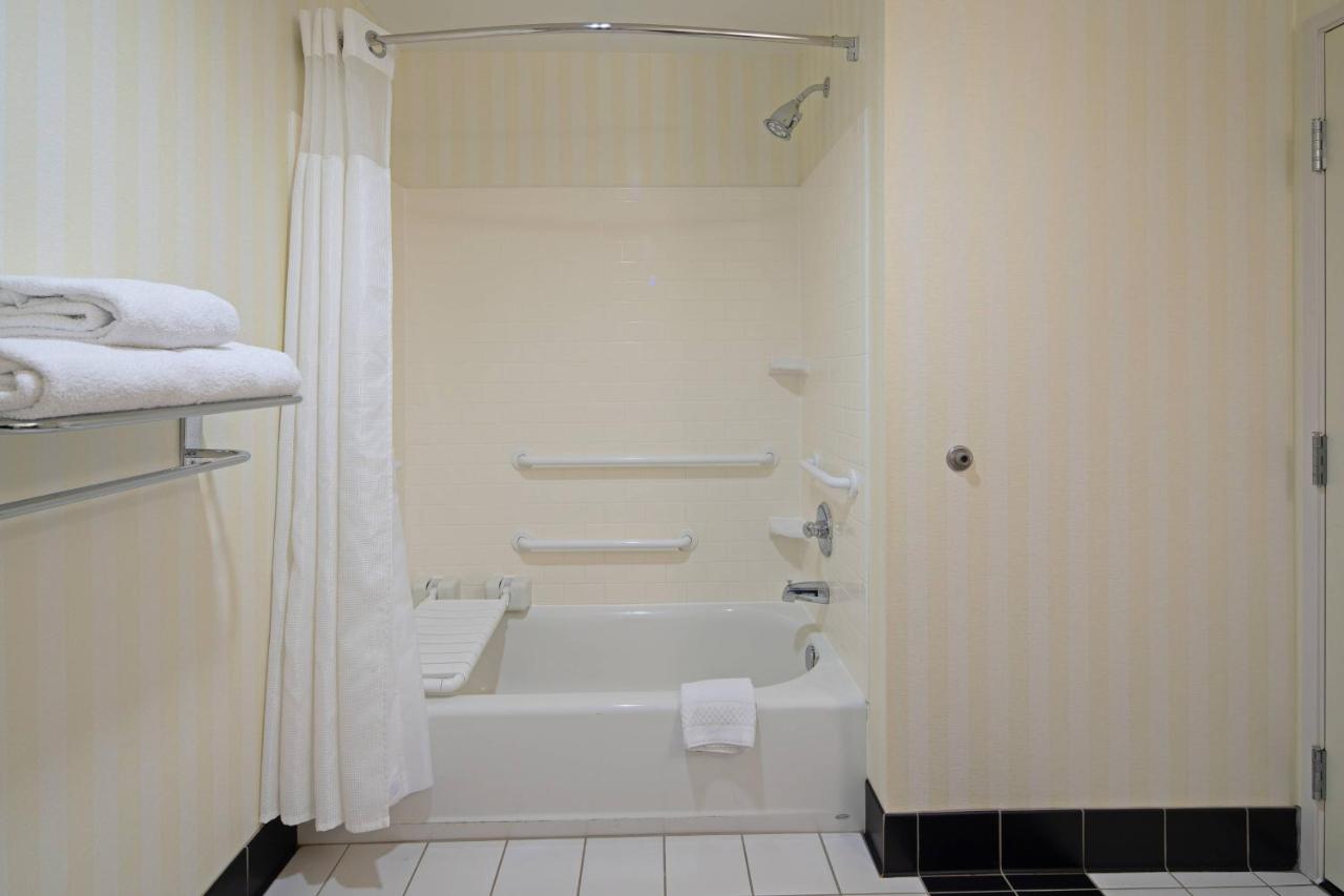  | Fairfield Inn & Suites Seattle Bremerton
