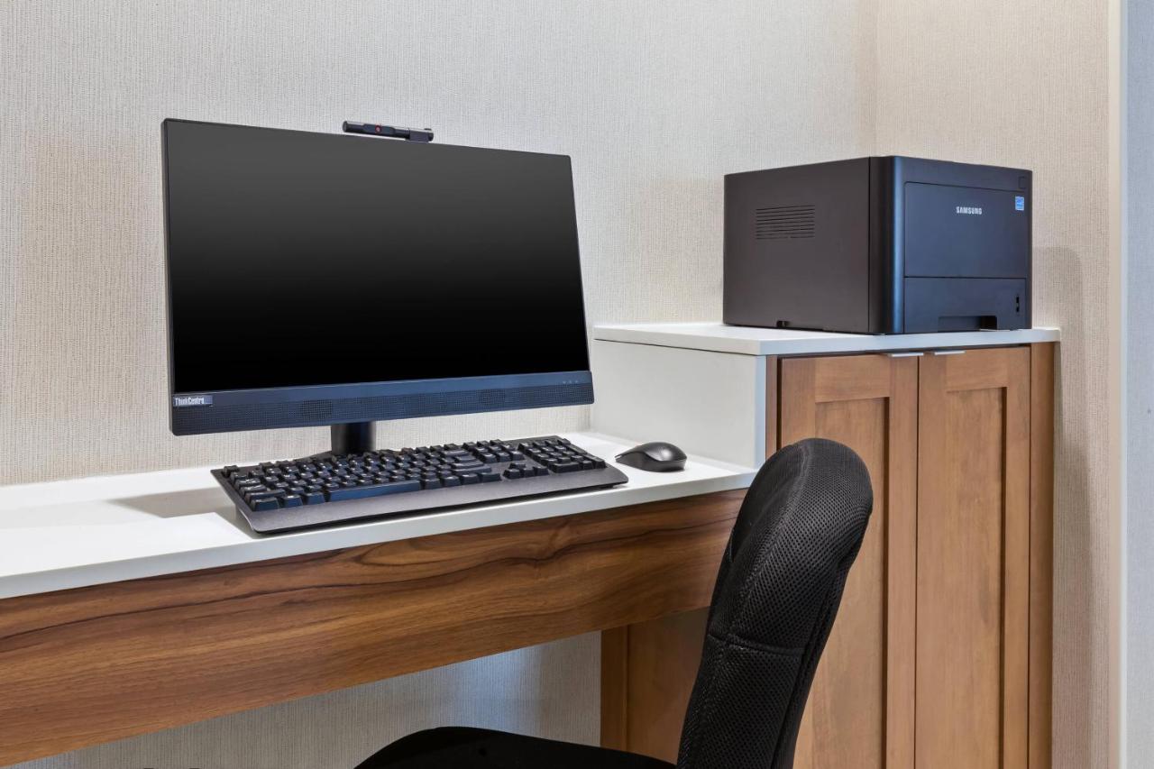| Fairfield Inn & Suites by Marriott Goshen