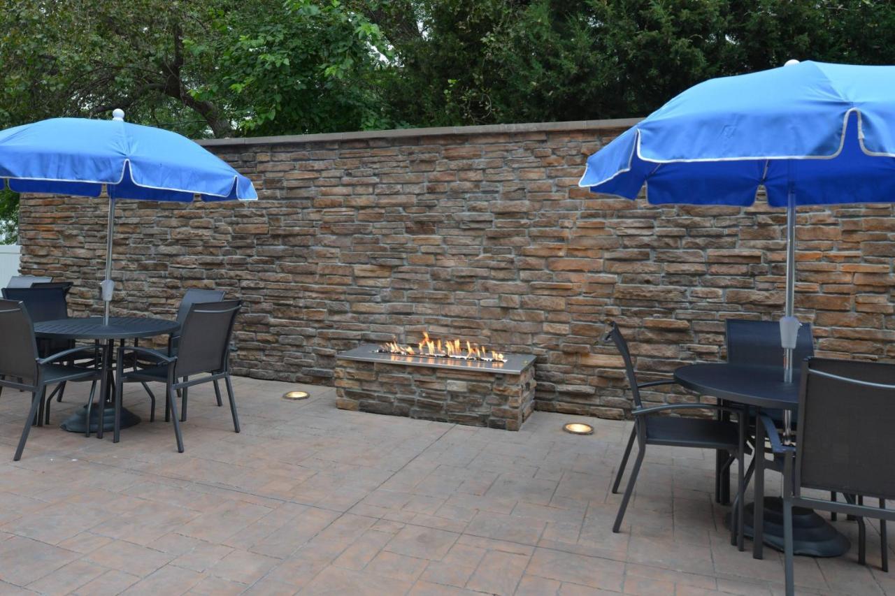 | Fairfield Inn & Suites Fremont