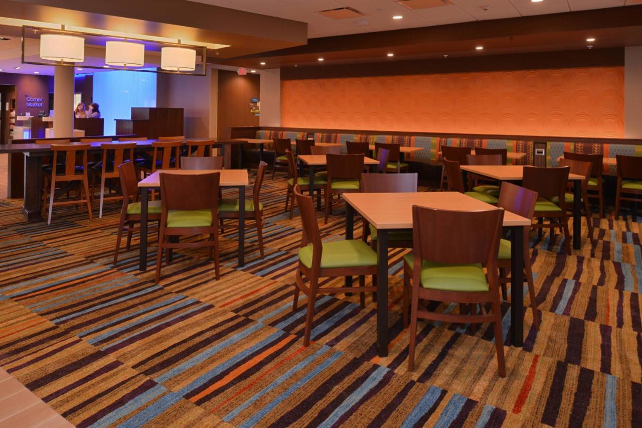 | Fairfield Inn & Suites Fremont