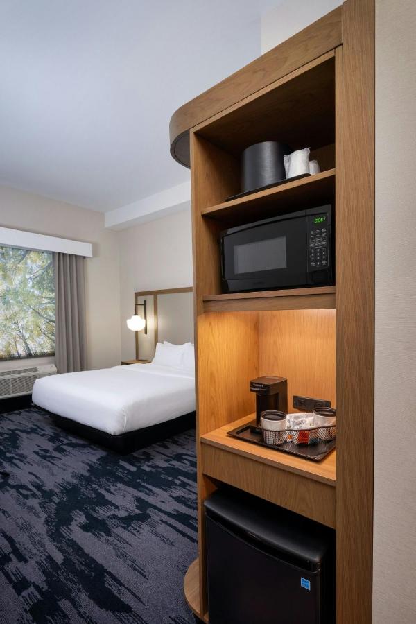 | Fairfield by Marriott Inn & Suites Louisville Shepherdsville