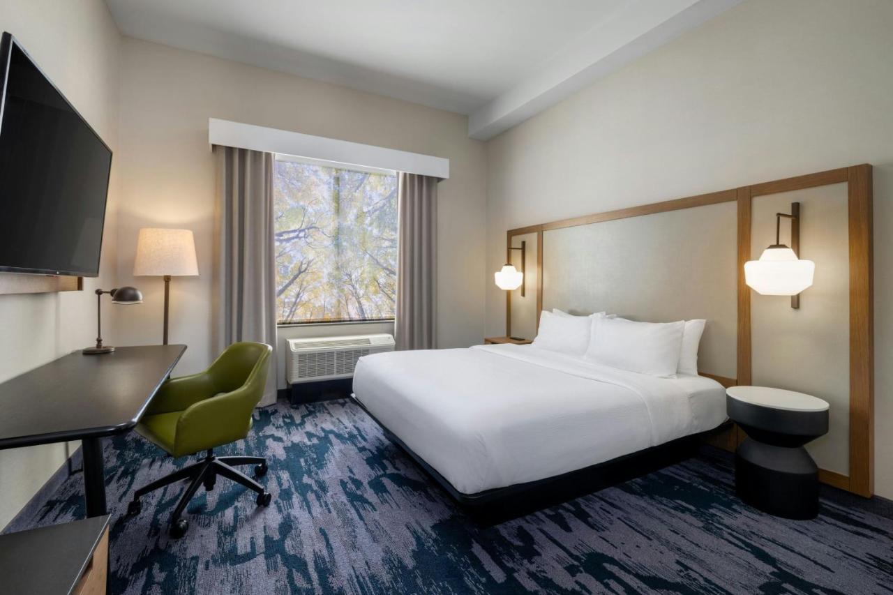 | Fairfield by Marriott Inn & Suites Louisville Shepherdsville