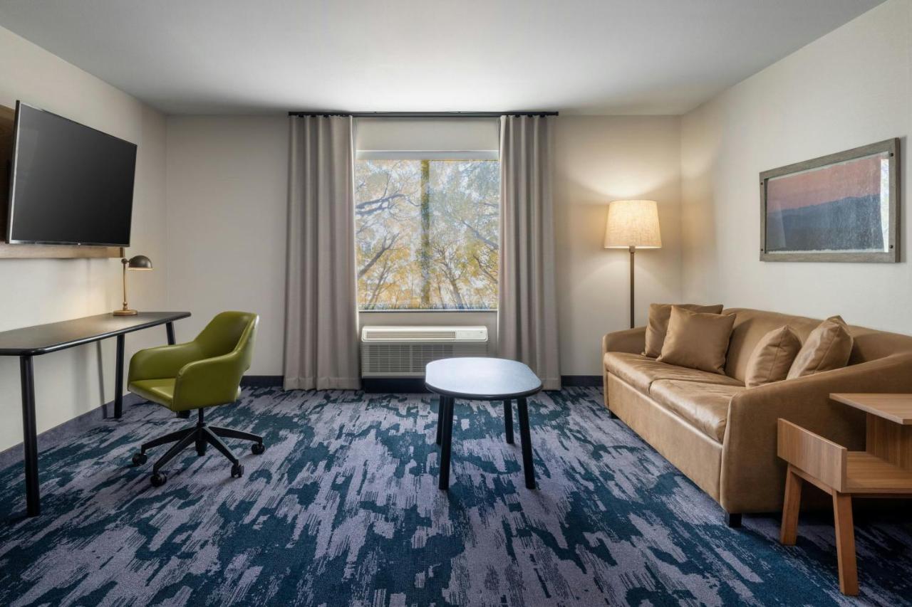 | Fairfield by Marriott Inn & Suites Louisville Shepherdsville