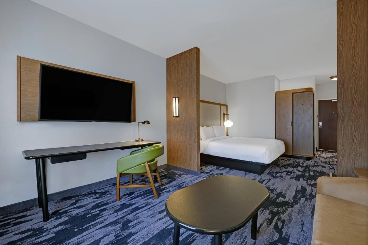 Studio with Suite King Bed Sofa bed City view at Fairfield Inn & Suites by Marriott Milwaukee Brookfield