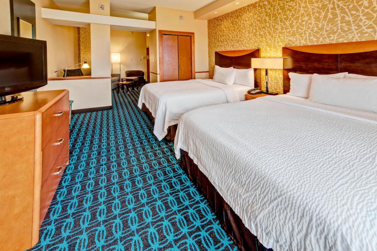 | Fairfield Inn and Suites by Marriott Weatherford