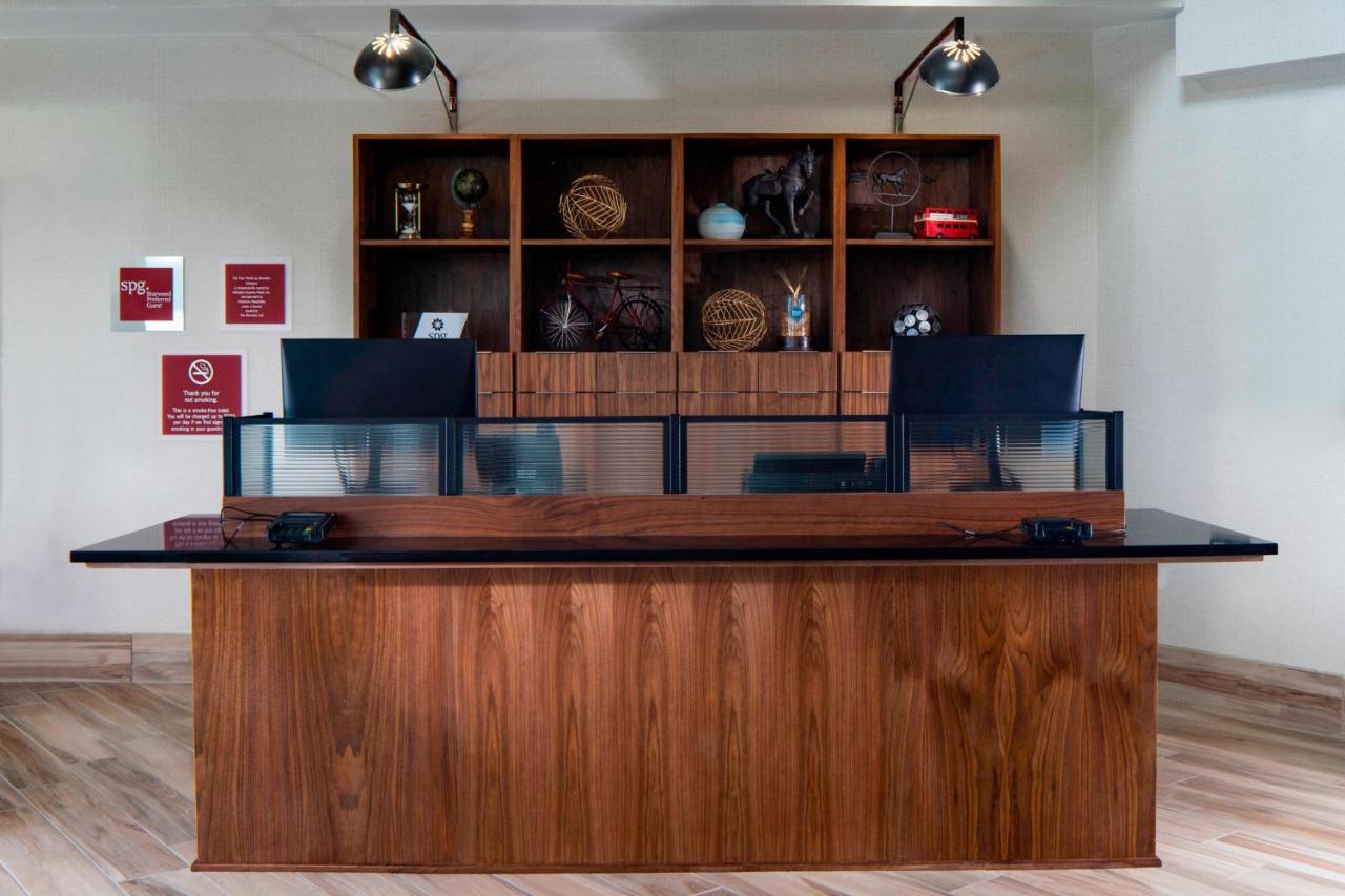 | Four Points by Sheraton Dallas Arlington Entertainment District