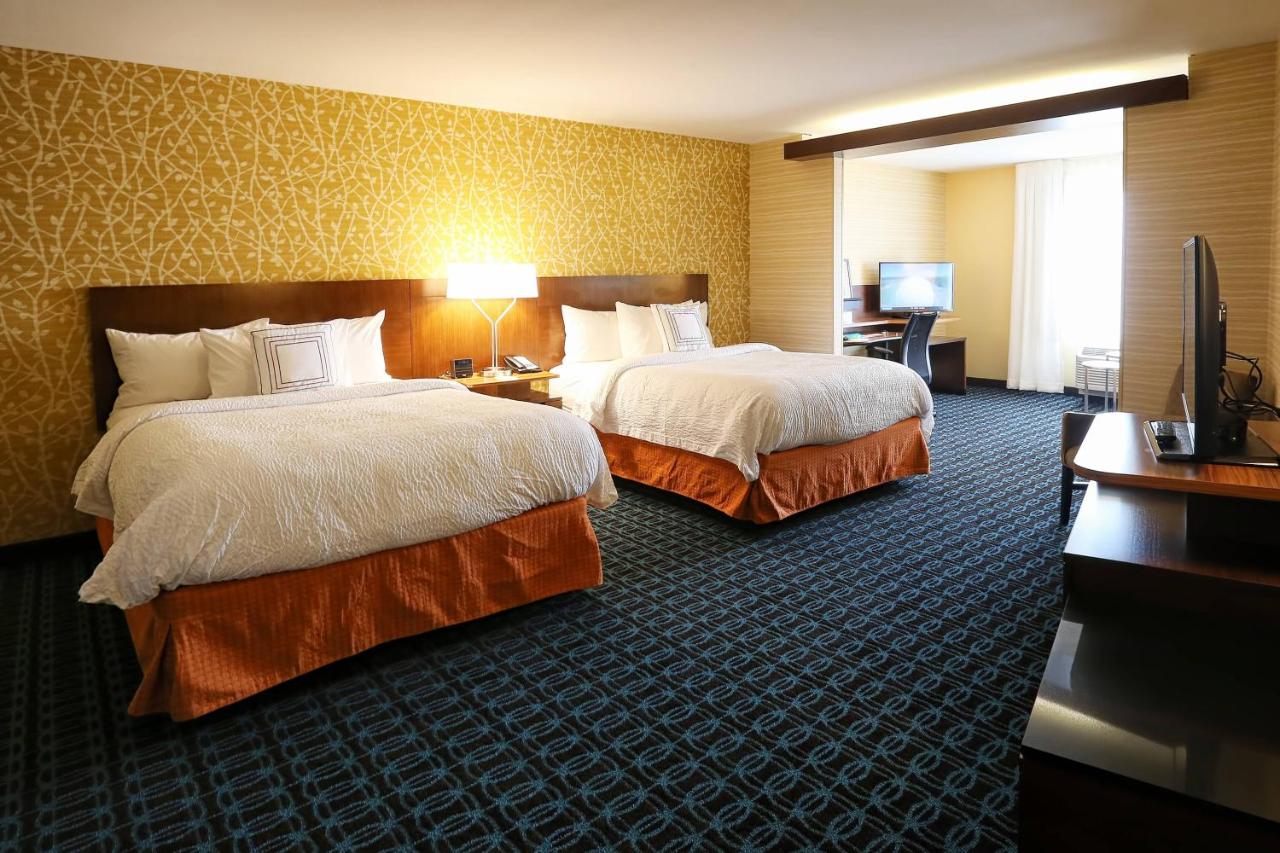 | Fairfield Inn & Suites by Marriott Madison Verona
