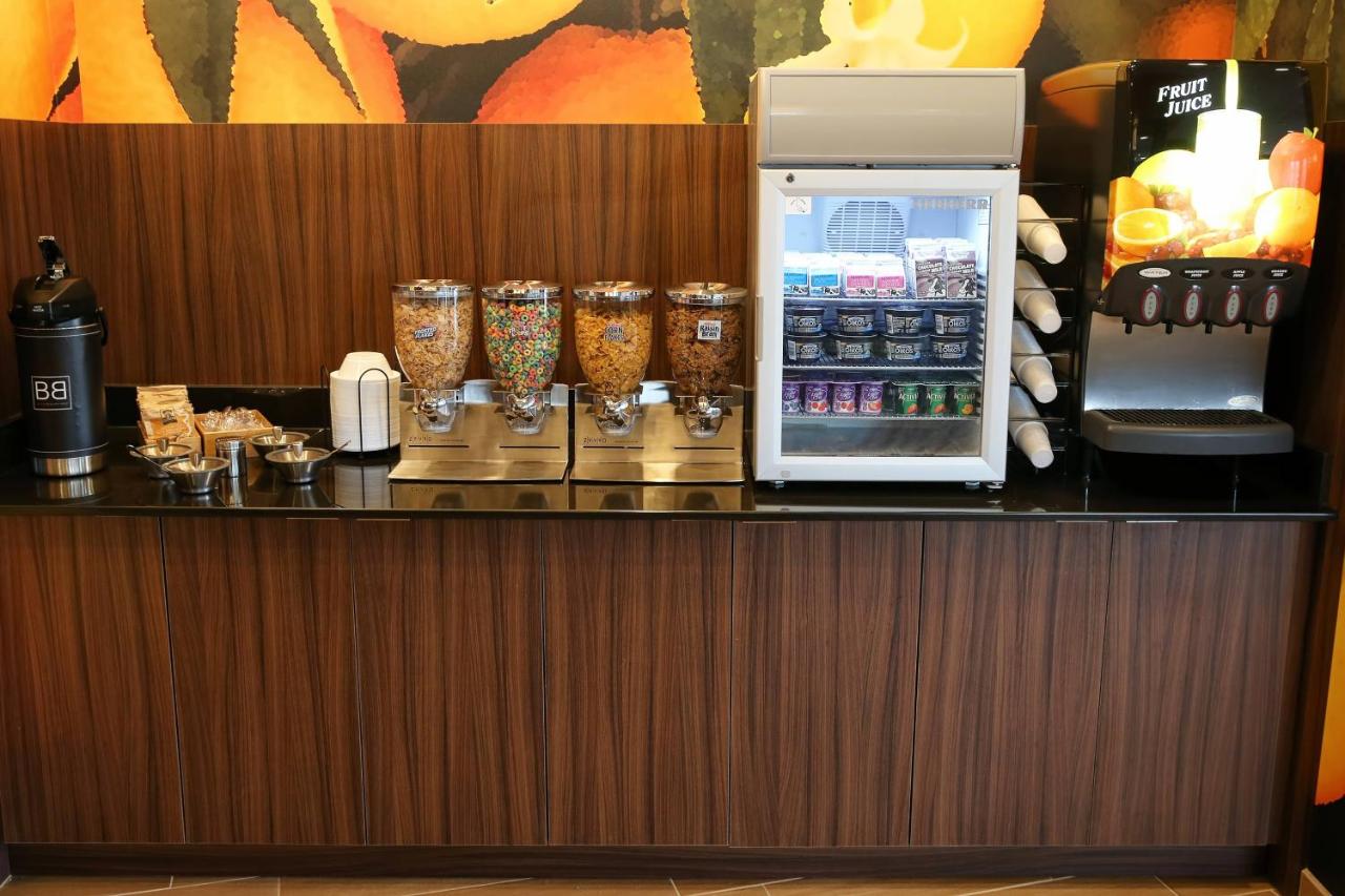| Fairfield Inn & Suites by Marriott Madison Verona