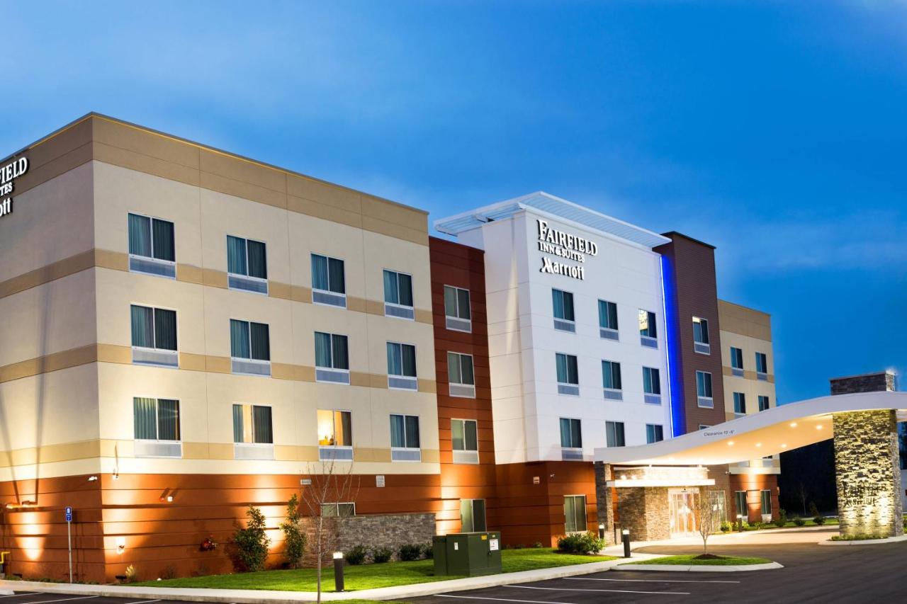  | Fairfield Inn & Suites by Marriott Dickson