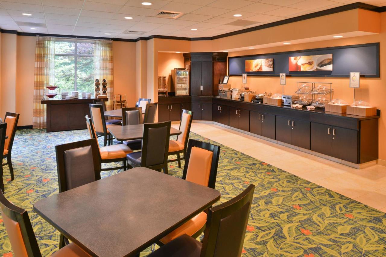 | Fairfield by Marriott Tacoma Puyallup
