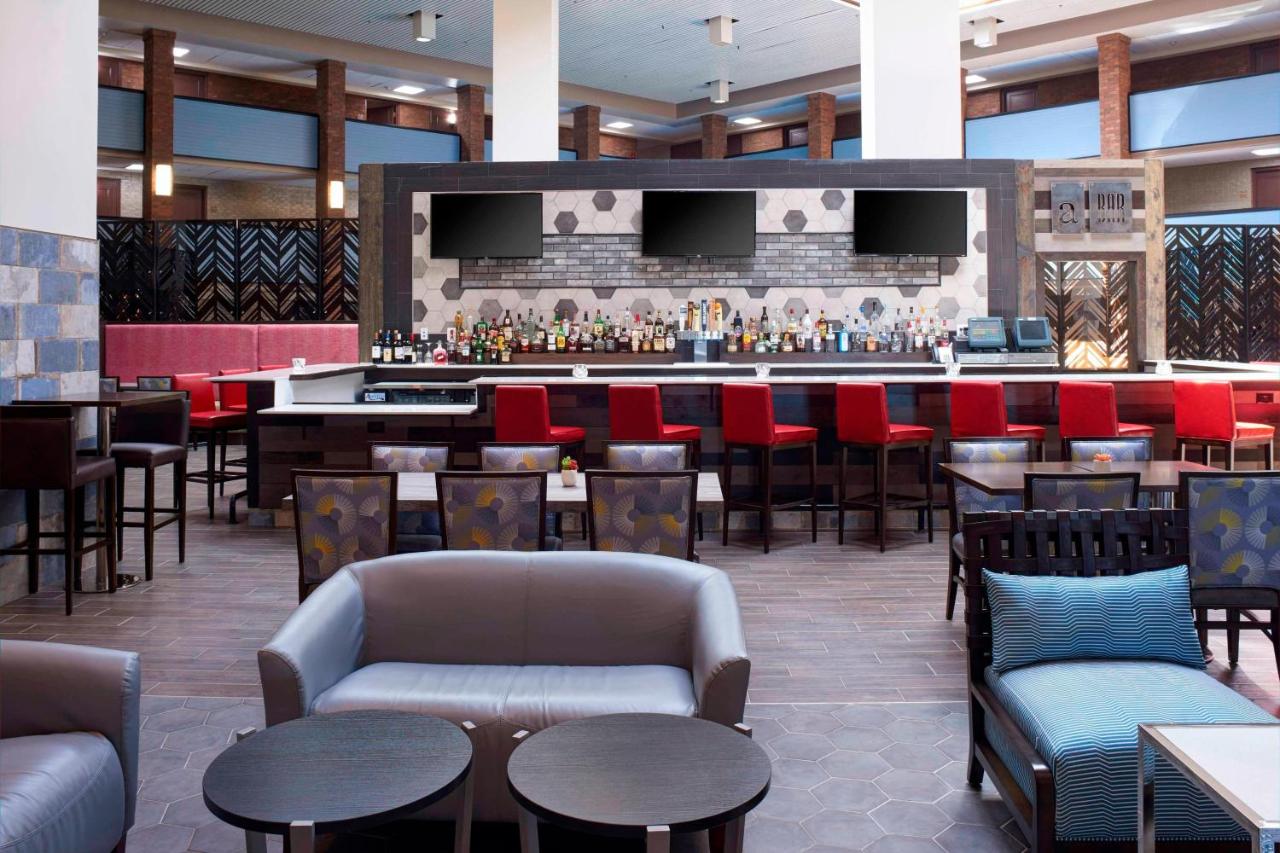 | Four Points by Sheraton Detroit Novi
