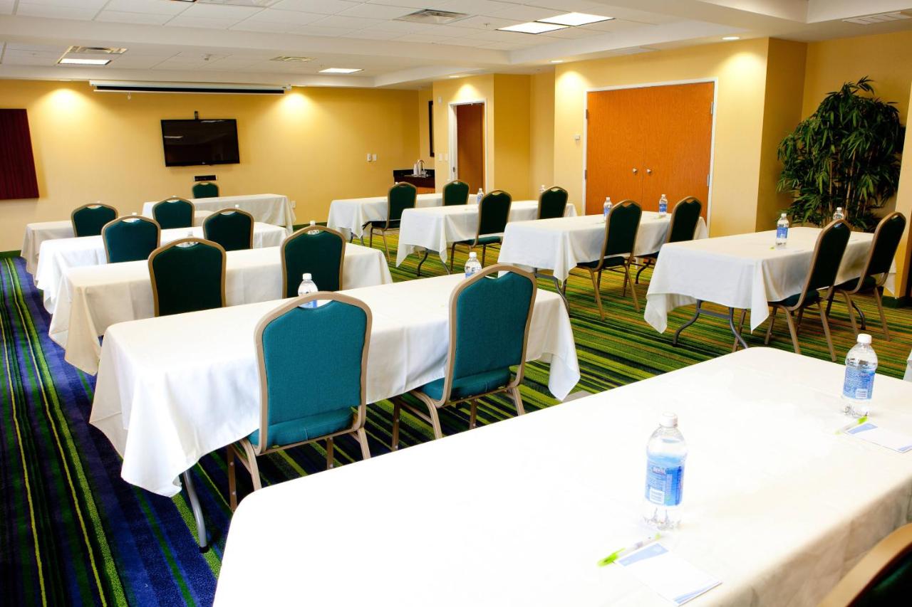  | Fairfield Inn & Suites Flint Fenton