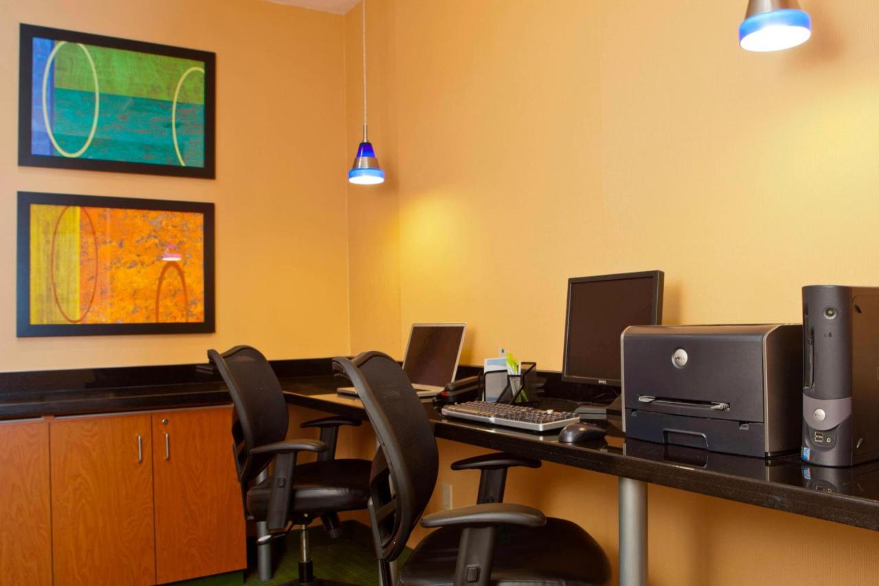 | Fairfield Inn & Suites by Marriott Memphis East/Galleria